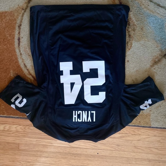 Clothes - Picture 15 of 16